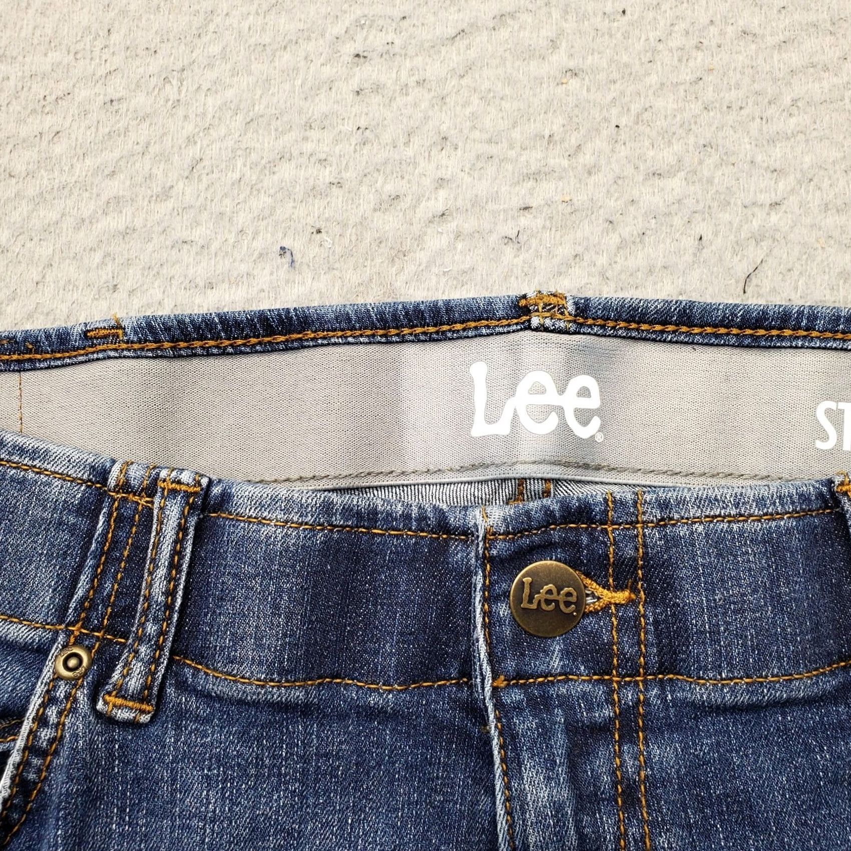 Lee Lee Jeans Mens 38x30 Blue Denim Tapered Regular Fit 5-Pocket Straight Leg Hosen Waist 18.75" Inseam 28.75" White Size US 38 / EU 54 - 7 Thumbnail