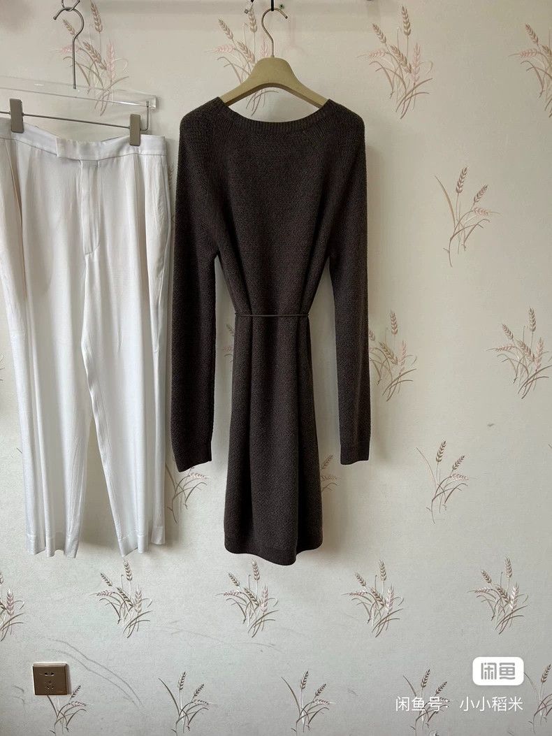 Loro Piana LORO PIANA A small goat cashmere dress Size M / US 6-8 / IT 42-44 - 7 Thumbnail
