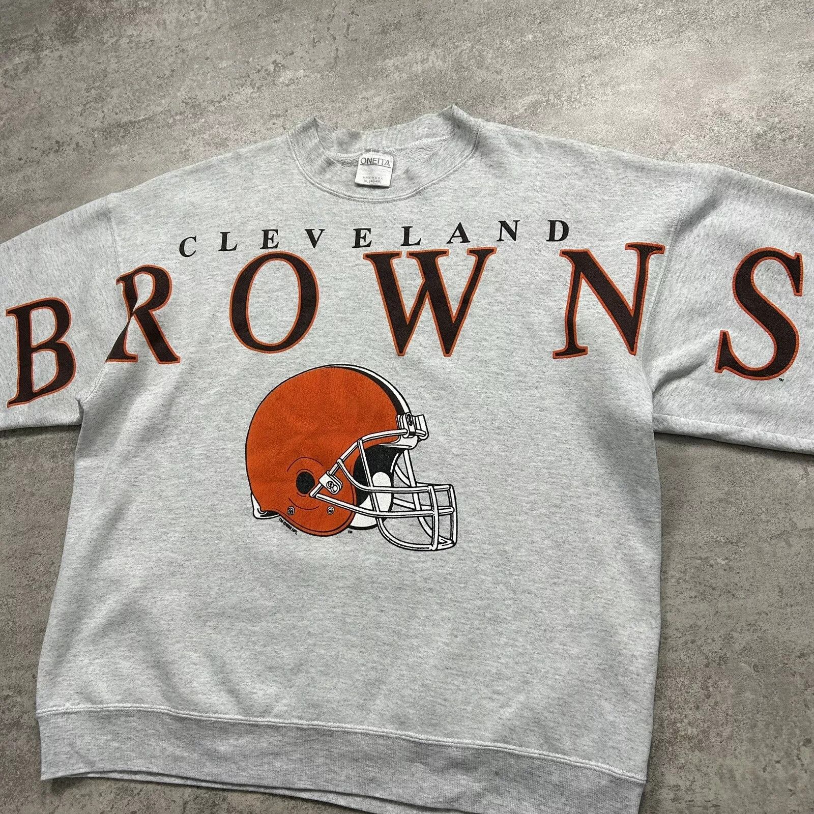 NFL × Vintage CLEVELAND BROWNS SPELL OUT CREWNECK SWEATSHIRT SIZE XL Size US XL / EU 56 / 4 - 2 Thumbnail