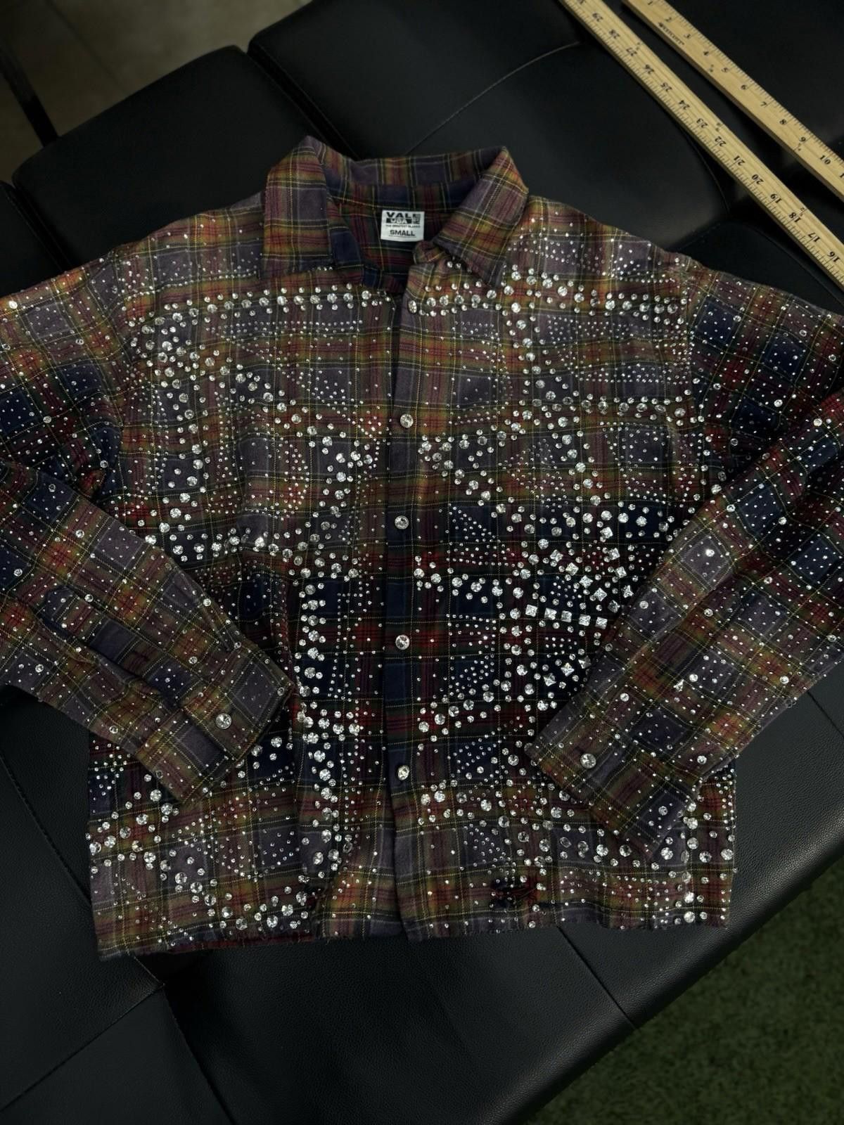 Vale Valley Dreams Full Crystal Stone Flannel Size (S) New Size US S / EU 44-46 / 1 - 1 Thumbnail