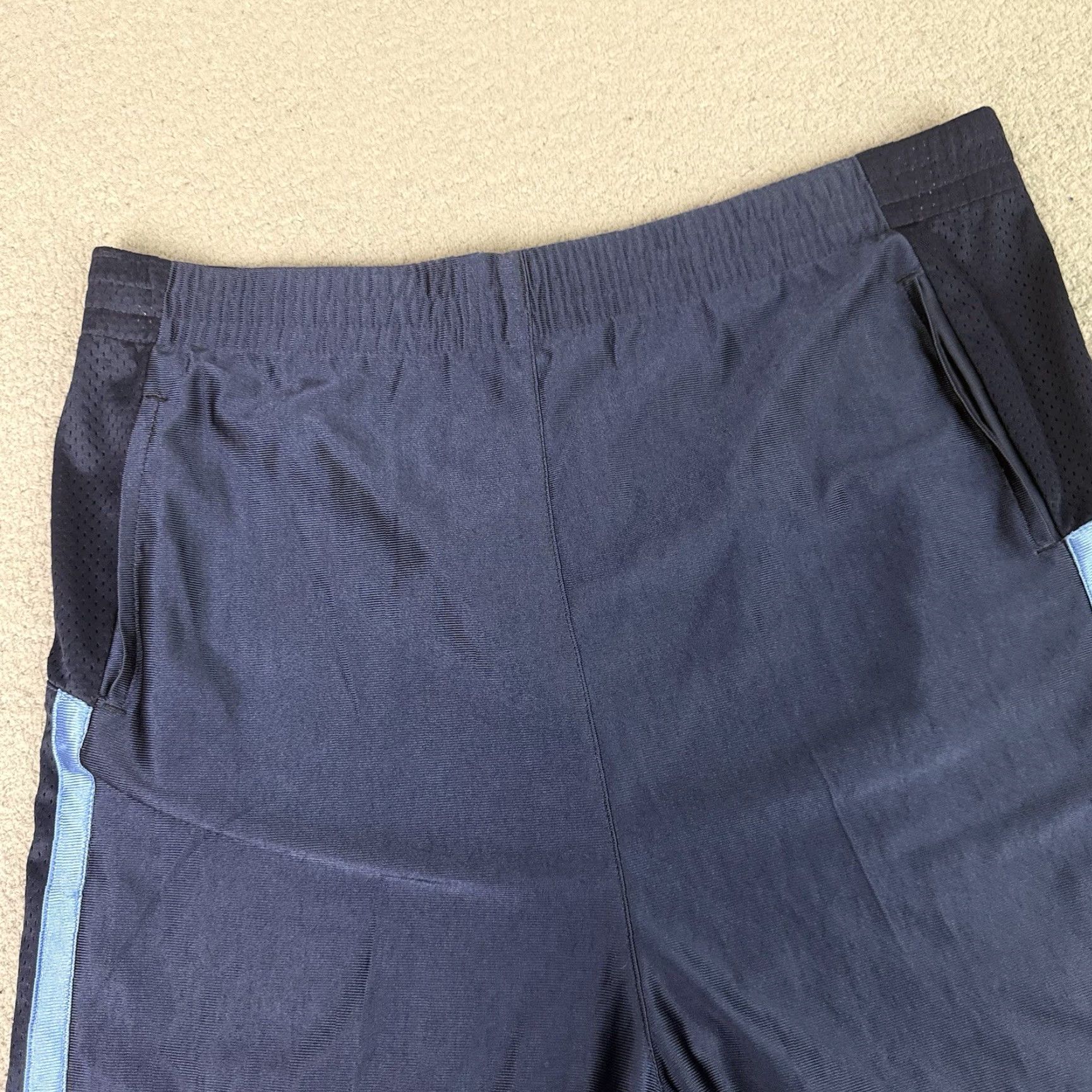 Nike **Vintage Nike Basketball Shorts Mens XL Blue Y2K Lebron** User: **Vintage Nike Mens Basketball Shorts XL Blue Y2K Lebron** Size US 36 / EU 52 - 2 Thumbnail