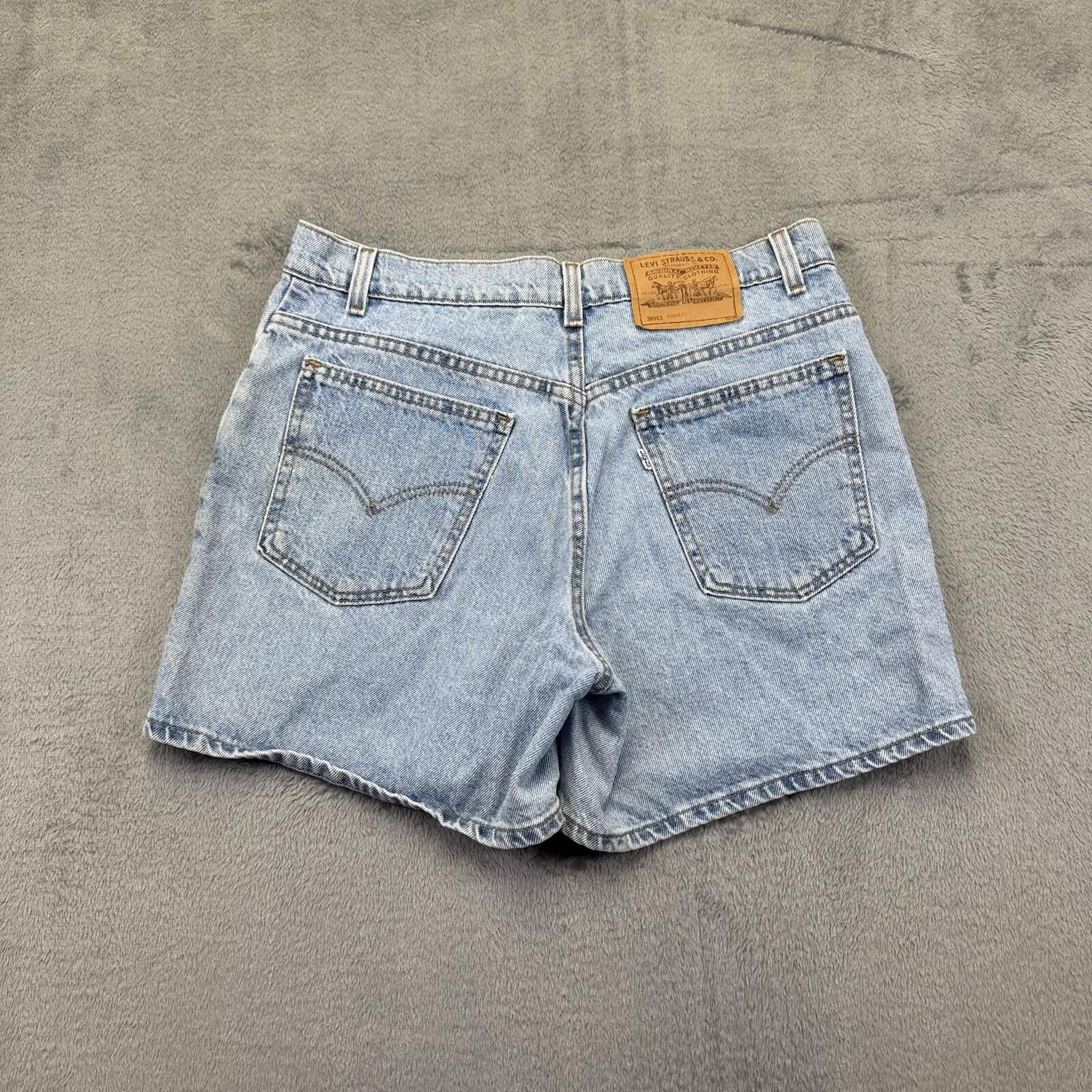 Levi's Levi's Women's High-Waisted Light Wash Denim Shorts Size 30" / US 8 / IT 44 - 2 Thumbnail