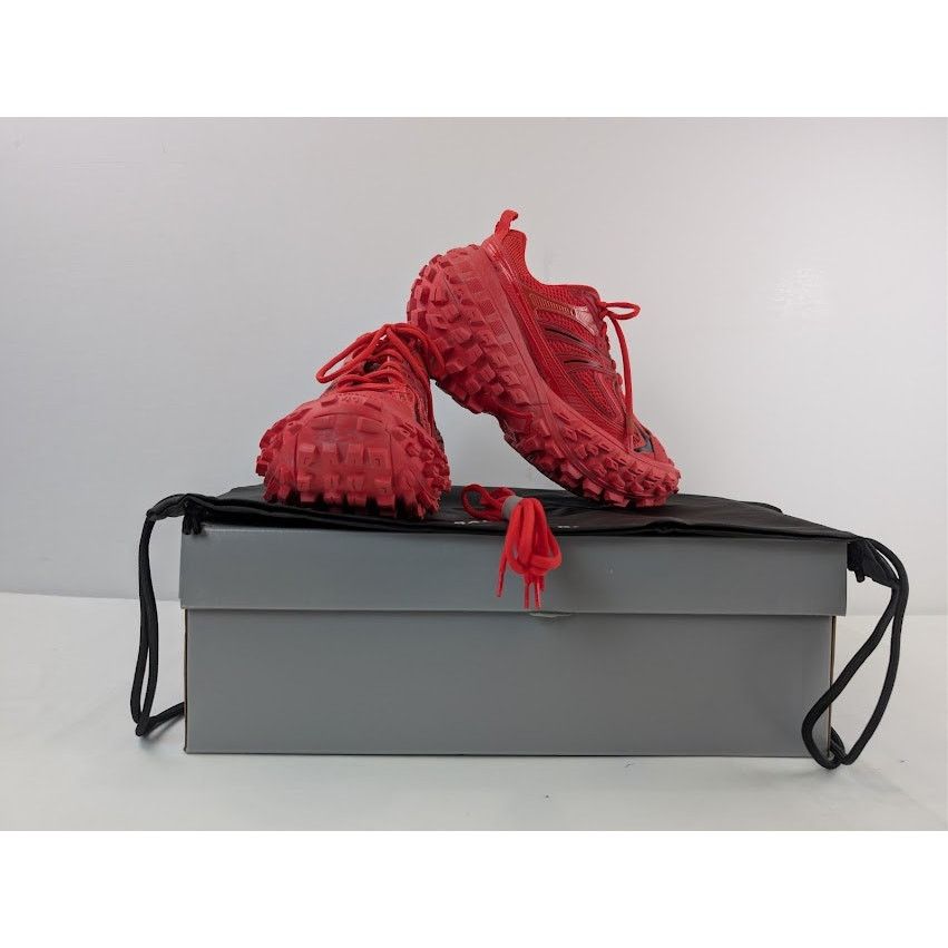 Balenciaga o1rshd1 Bouncer / Defender Sneaker in Red / Black Size US 8 / EU 41 - 18 Thumbnail