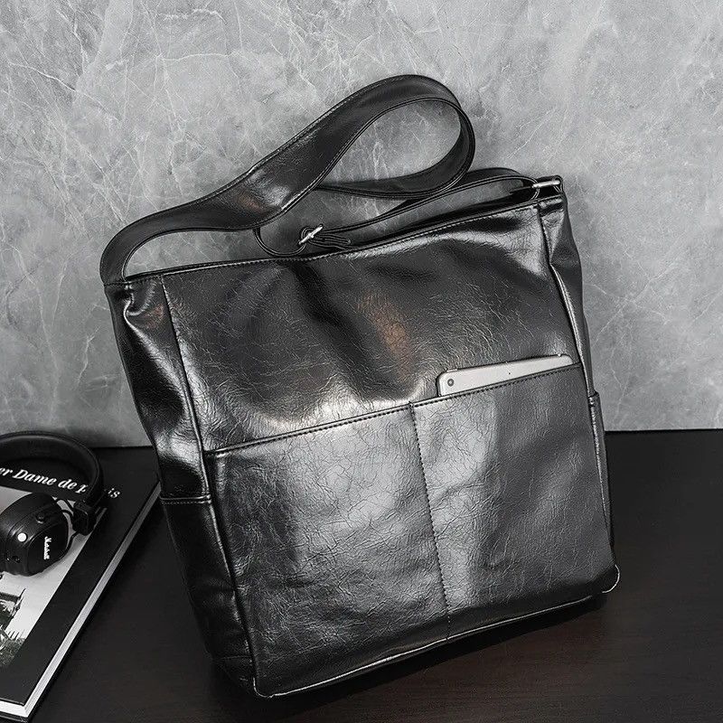 Japanese Brand Soft Leather Shoulder Messenger Bag Size ONE SIZE - 2 Thumbnail