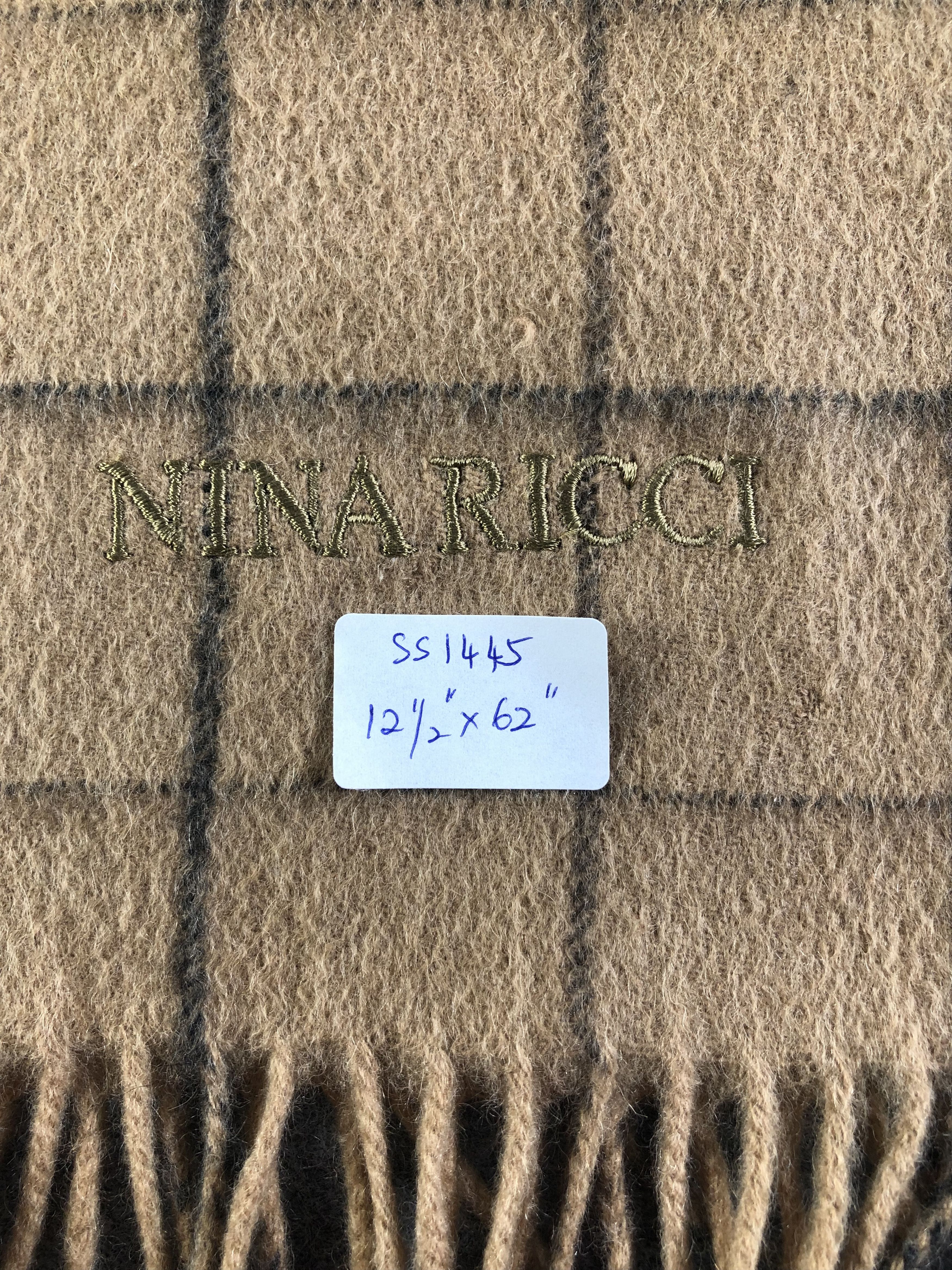 Nina Ricci Nina Ricci Scarf / Muffler / Neckwear SS1445 Size ONE SIZE - 4 Thumbnail