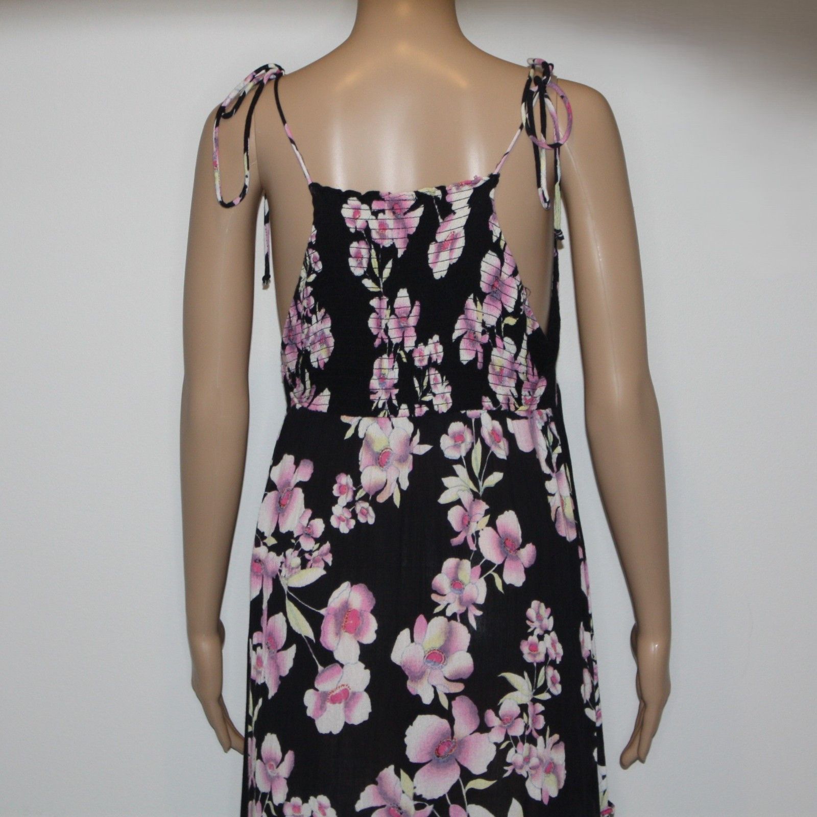 Free People Intimately Garden Party Maxi Dress in Onyx and size Medium Size M / US 6-8 / IT 42-44 - 7 Thumbnail