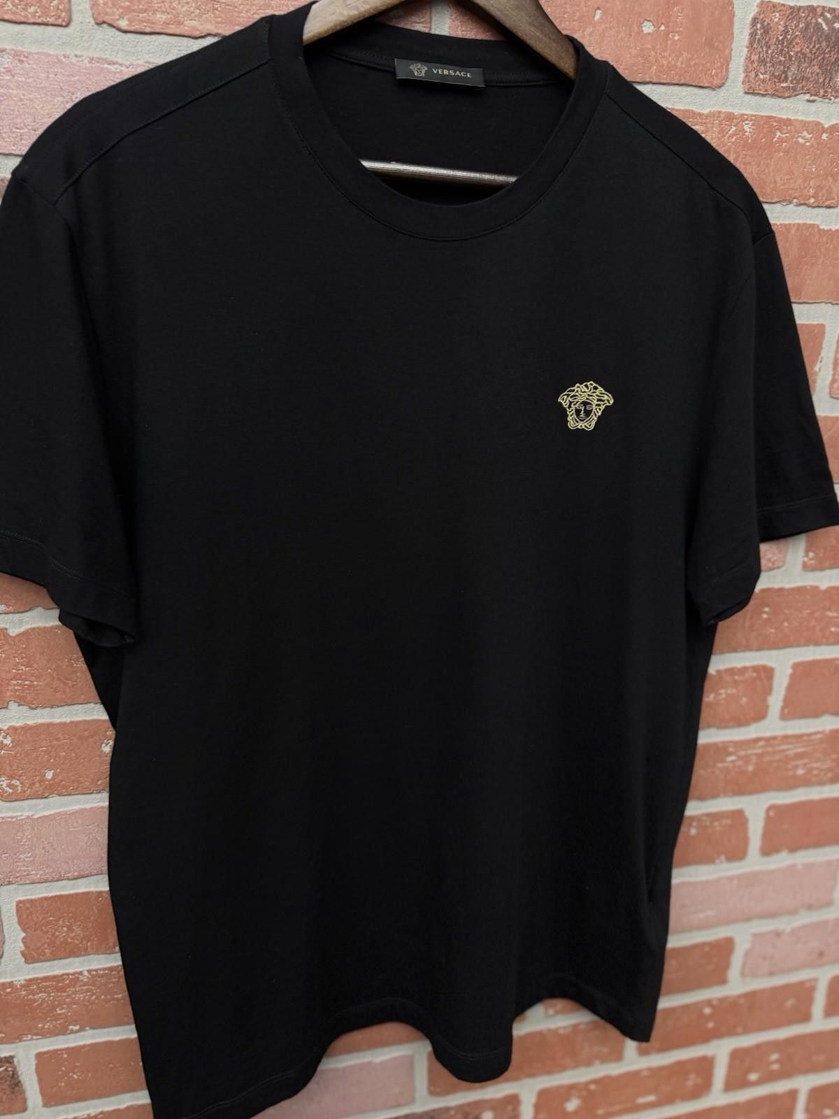 Versace Versace Black T-Shirt Men’s Size Small | Gold Logo Tee | Size US S / EU 44-46 / 1 - 4 Thumbnail