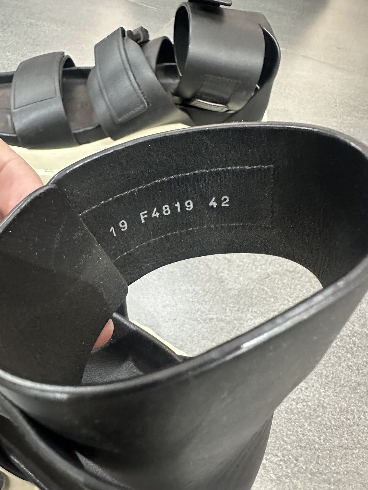 Rick Owens Rick Owens Black Leather Tractor Sandals Size US 9 / EU 42 - 6 Thumbnail