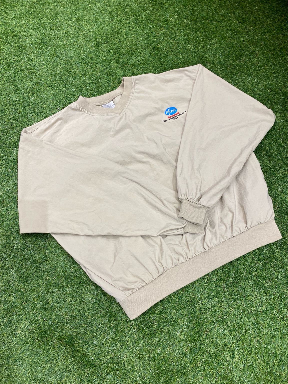 Other Pfizer Nylon Windbreaker Size US XL / EU 56 / 4 - 1 Thumbnail