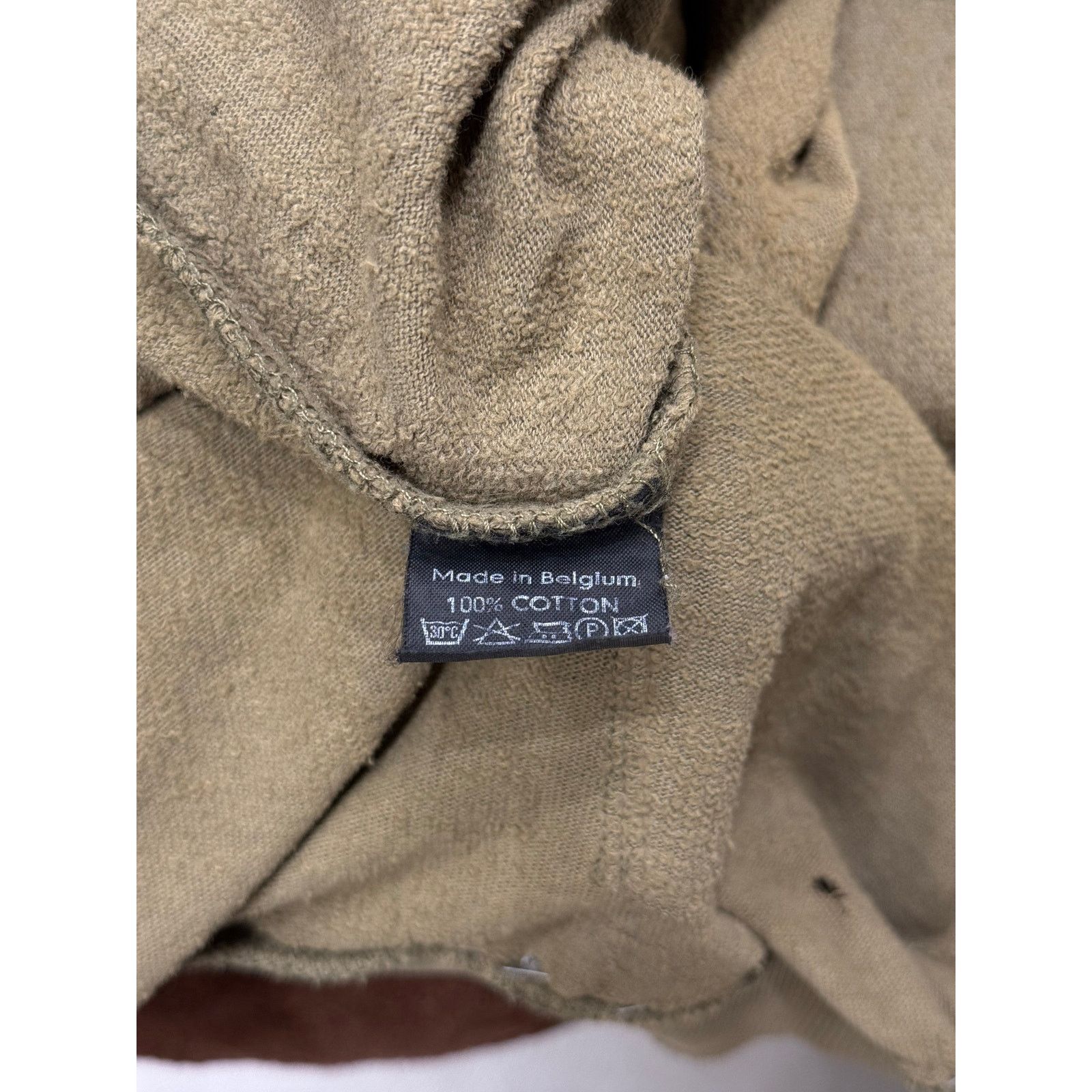 Raf Simons A/W2001 Raf Simons "Riot Riot Riot" destroyed crewneck Size US M / EU 48-50 / 2 - 8 Thumbnail