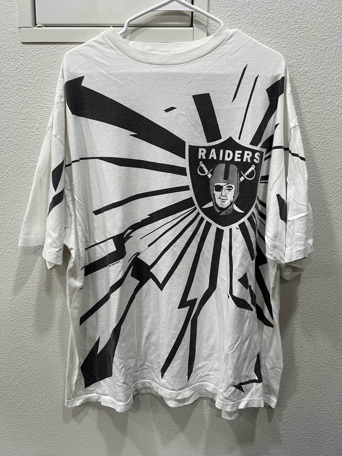 90s Raiders Shattered Logo Tee