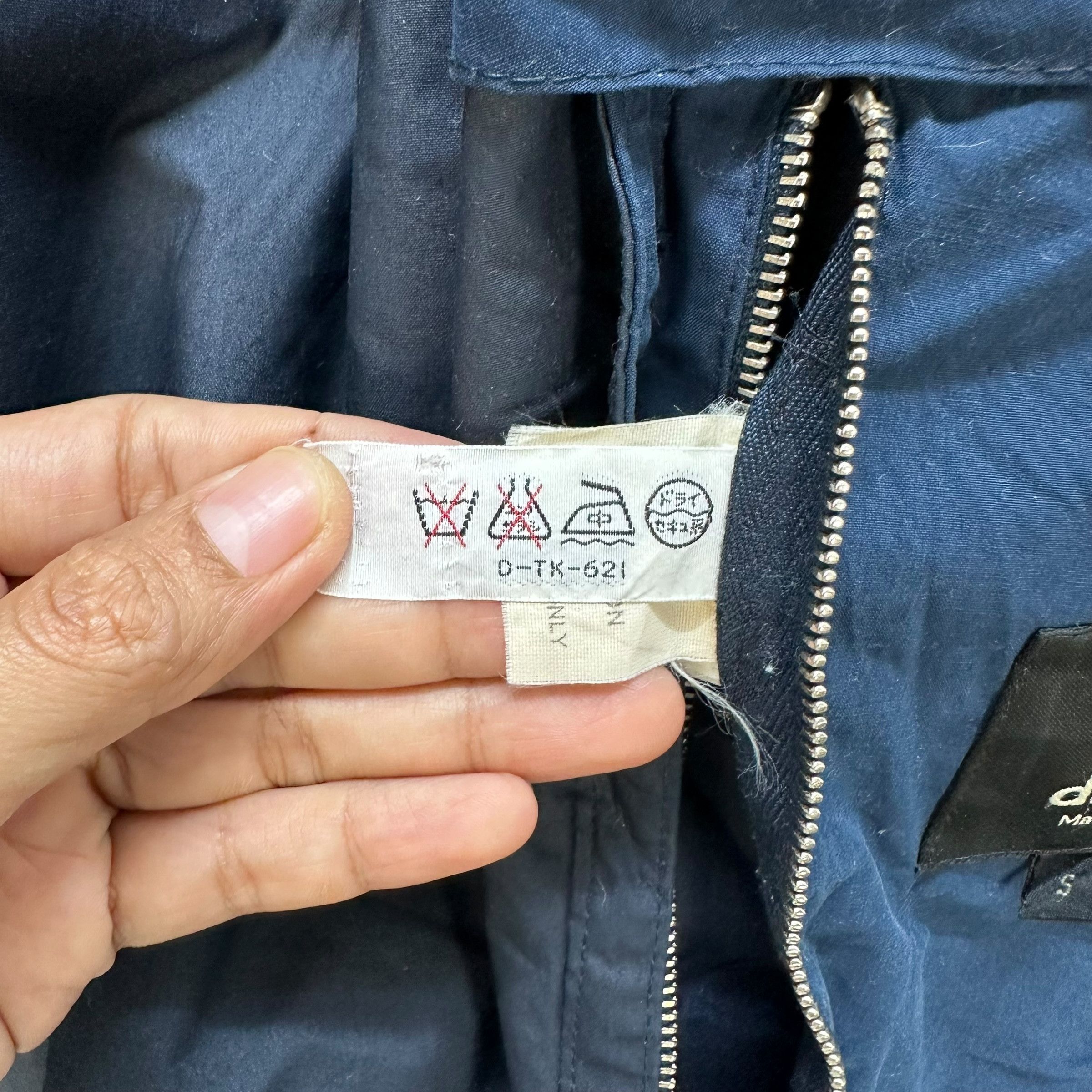 Alfred Dunhill ALFRED DUNHILL Small Logo Casual Bomber Jacket #1512-A62 Size US S / EU 44-46 / 1 - 9 Thumbnail