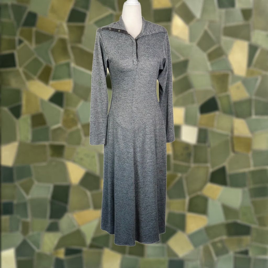 Vintage VINTAGE 70s Oops California Grey Acrylic Knit Midi Sweater Dress 8 Women Long Sleeve Snap Front Basque Waist A-Line Midi Dress Bohemian 70s Womens Size M / US 6-8 / IT 42-44 - 1 Thumbnail