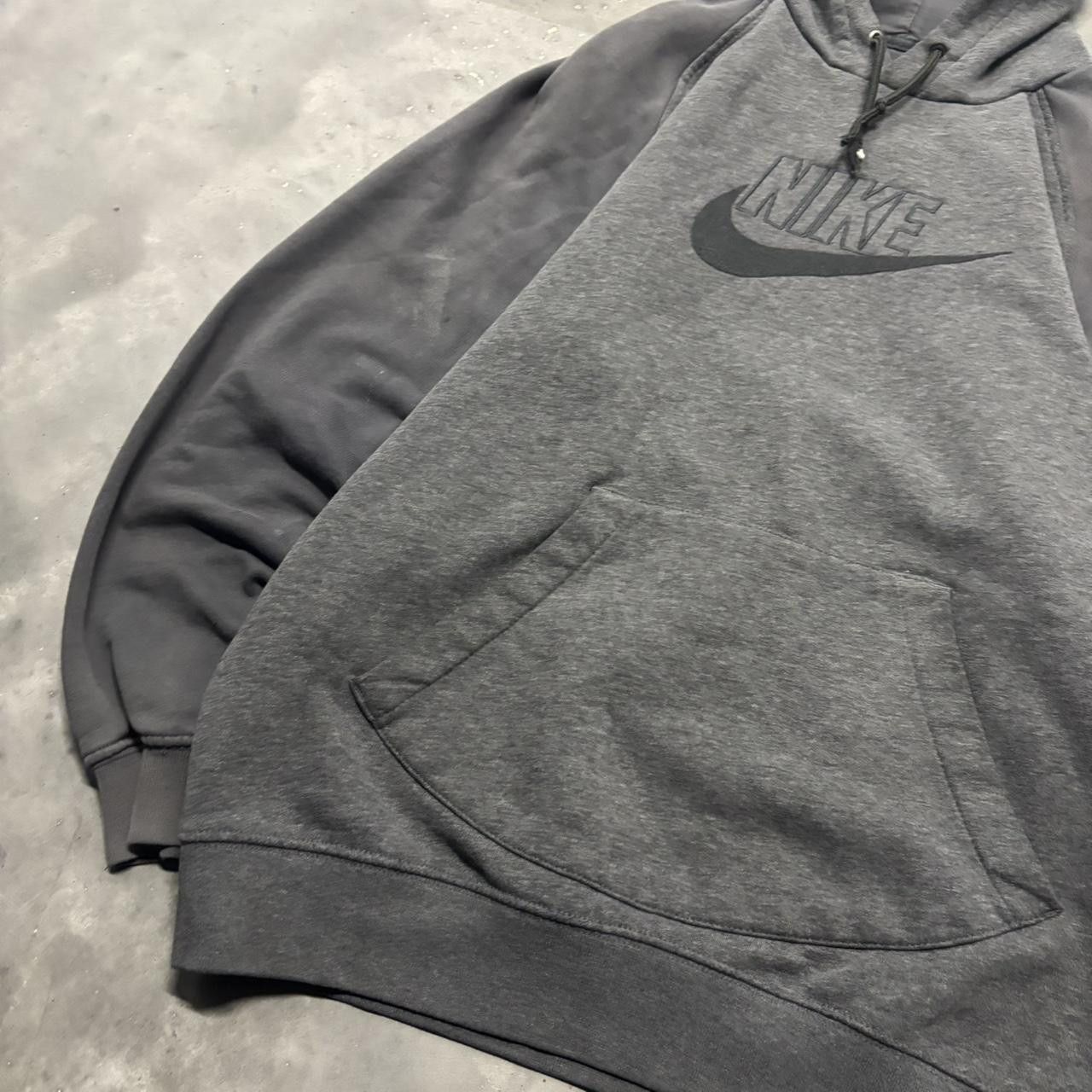Nike × Vintage Crazy Vintage Y2K/2000s Grey Nike Swoosh Embroidered Streetwear Essential Hoodie! Size US L / EU 52-54 / 3 - 3 Thumbnail