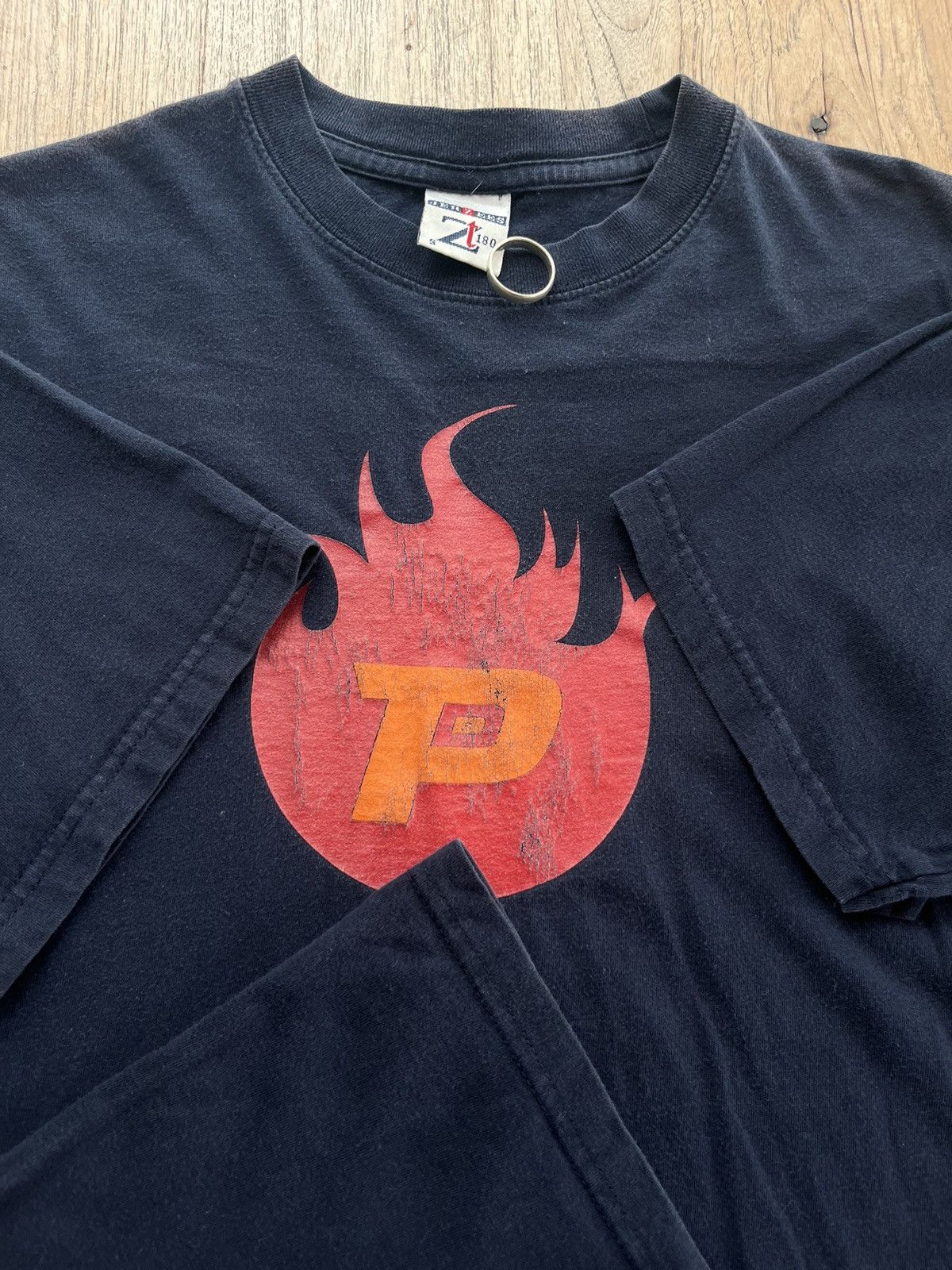 Vintage Vintage PLATEKOMPANIET Company 90’s T-shirts Size US S / EU 44-46 / 1 - 7 Thumbnail