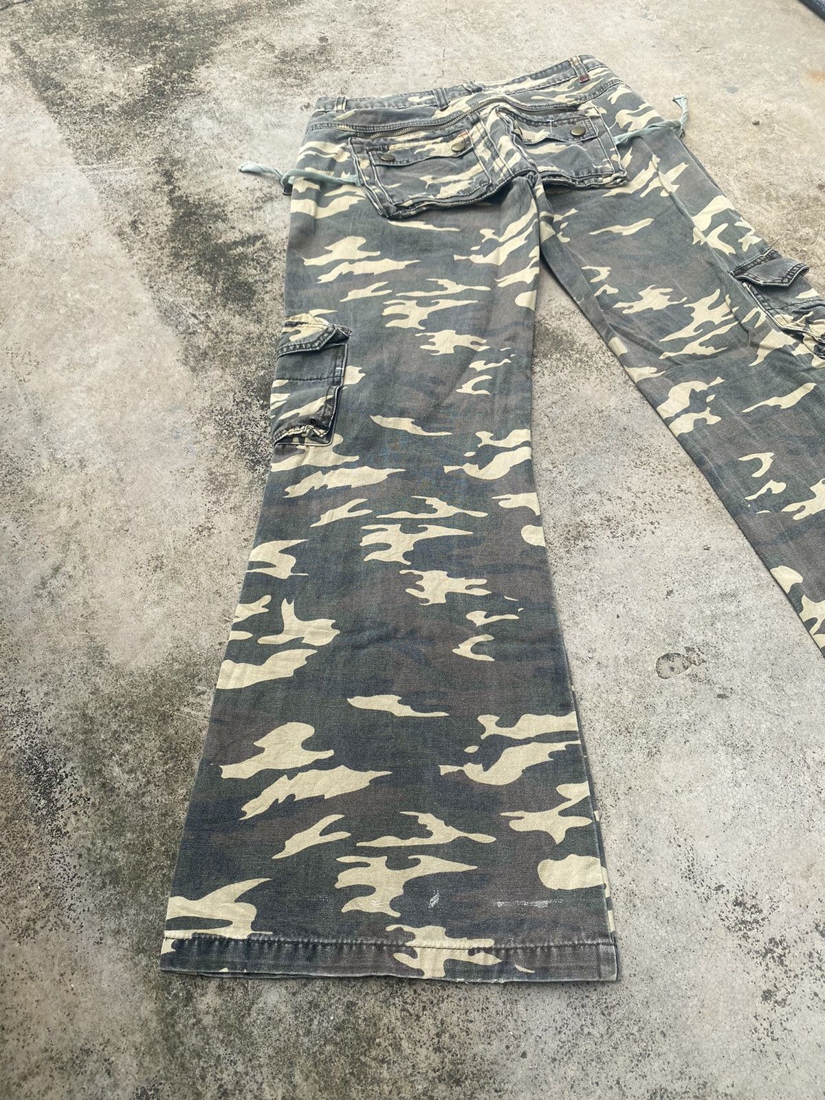 If Six Was Nine × Japanese Brand Flare Jeans Camo Cargo Bondage Bush Pants Low Rise Size US 29 - 13 Thumbnail