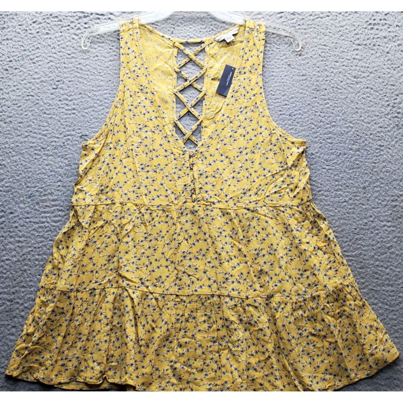 American Eagle Outfitters American Eagle Outfitters Blouse Wool? Mult Floral Cross Back Womens M Shirt Size M / US 6-8 / IT 42-44 - 2 Thumbnail