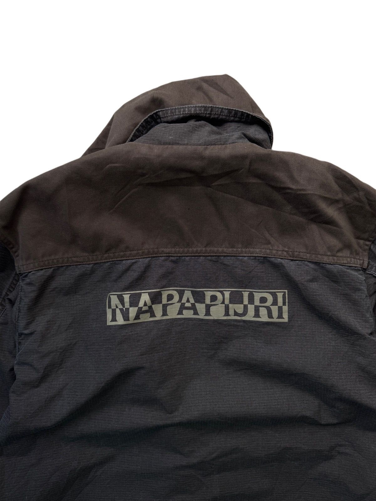 NAPAPIJRI beige vintage jacket