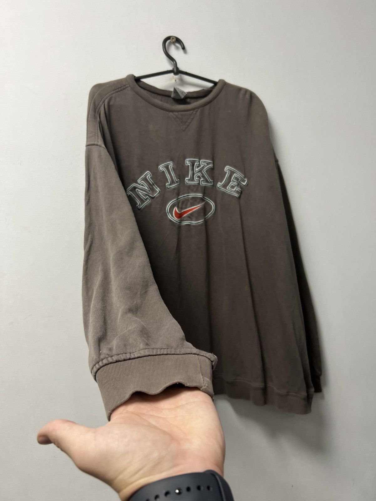 Nike Nike vintage big logo sweatshirt custom cropped baggy fit Size US XL / EU 56 / 4 - 5 Thumbnail