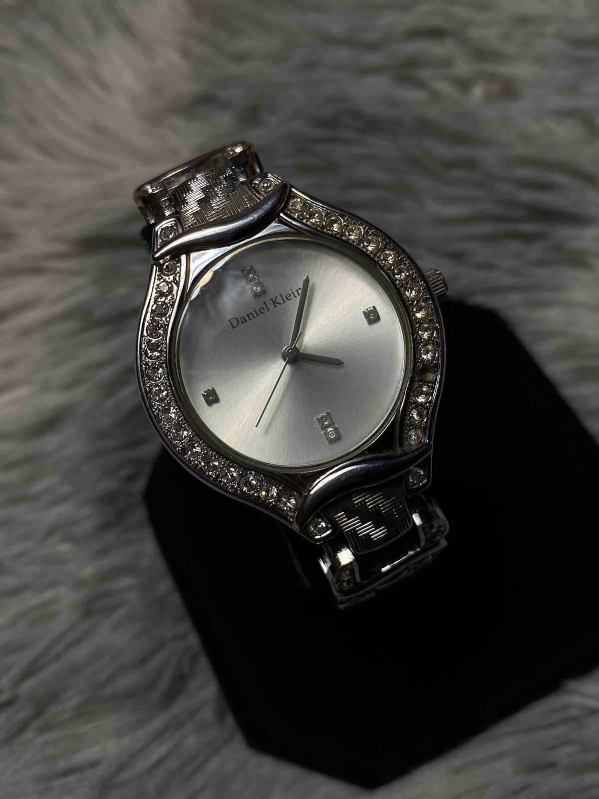 Japanese Brand Daniel Klein Crystal-Embellished Silver Watch Japanese Brand Size ONE SIZE - 4 Thumbnail