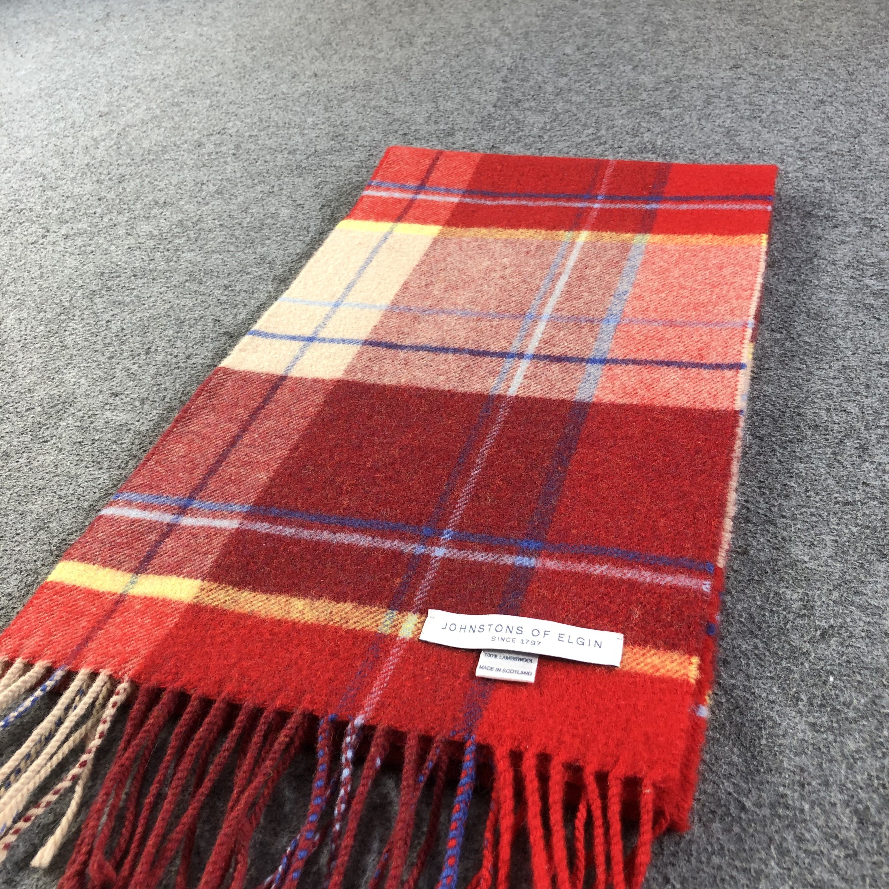 Johnstons Of Elgin Johnston of Elgin Wool Scarf Muffler V1080 Size ONE SIZE - 3 Thumbnail