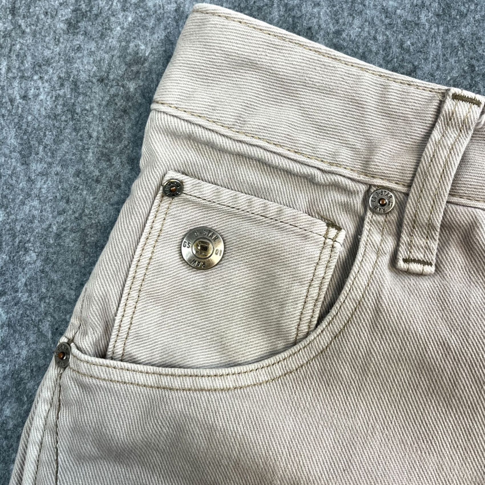 G-Star G Star Mens Jeans Tapered Arc Twisted 31 32 Stone Grey 100% Cotton Button Fly Denim Regular Fit 5-Pocket Mens Jeans Footwear? Size US 31 - 7 Thumbnail