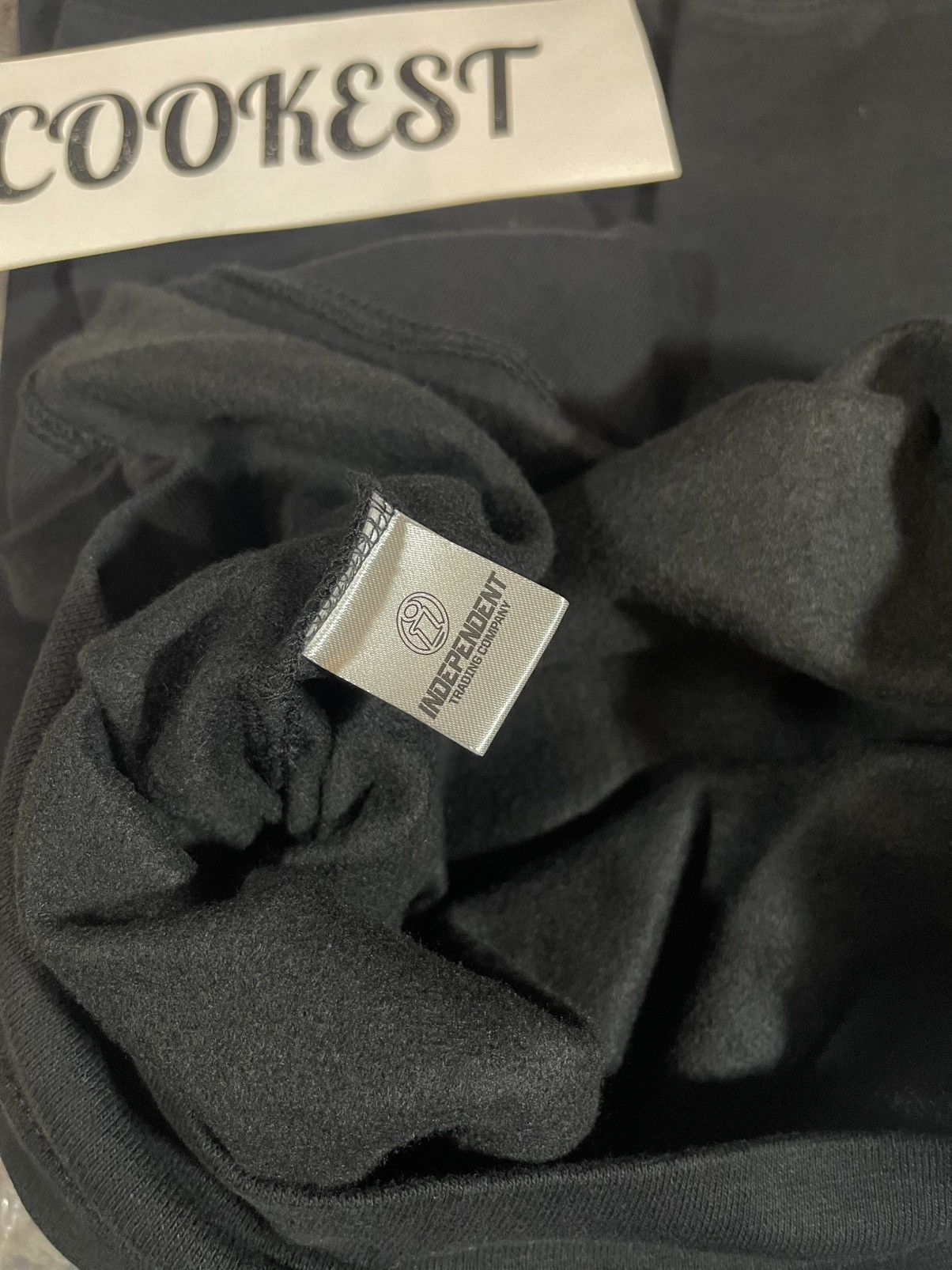 Travis Scott 2018FW Travis Scott Astroworld Scattered Earth Hoodie Size US M / EU 48-50 / 2 - 8 Thumbnail