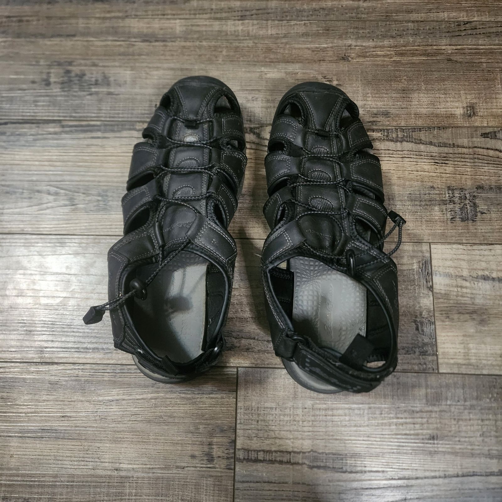 Eddie Bauer Eddie Bauer Men's Sandals Meridian Size 10M Faux Leather b42 Size US 10 / EU 43 - 1 Thumbnail