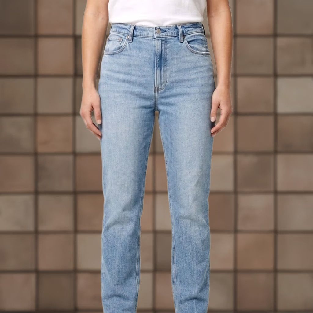 Abercrombie & Fitch Abercrombie & Fitch Jeans 90s Slim Straight Ultra High Rise Light Wash 31/12R Womens Blue Denim Pocket Stretch Size 24" / US 00 / IT 34 - 1 Thumbnail
