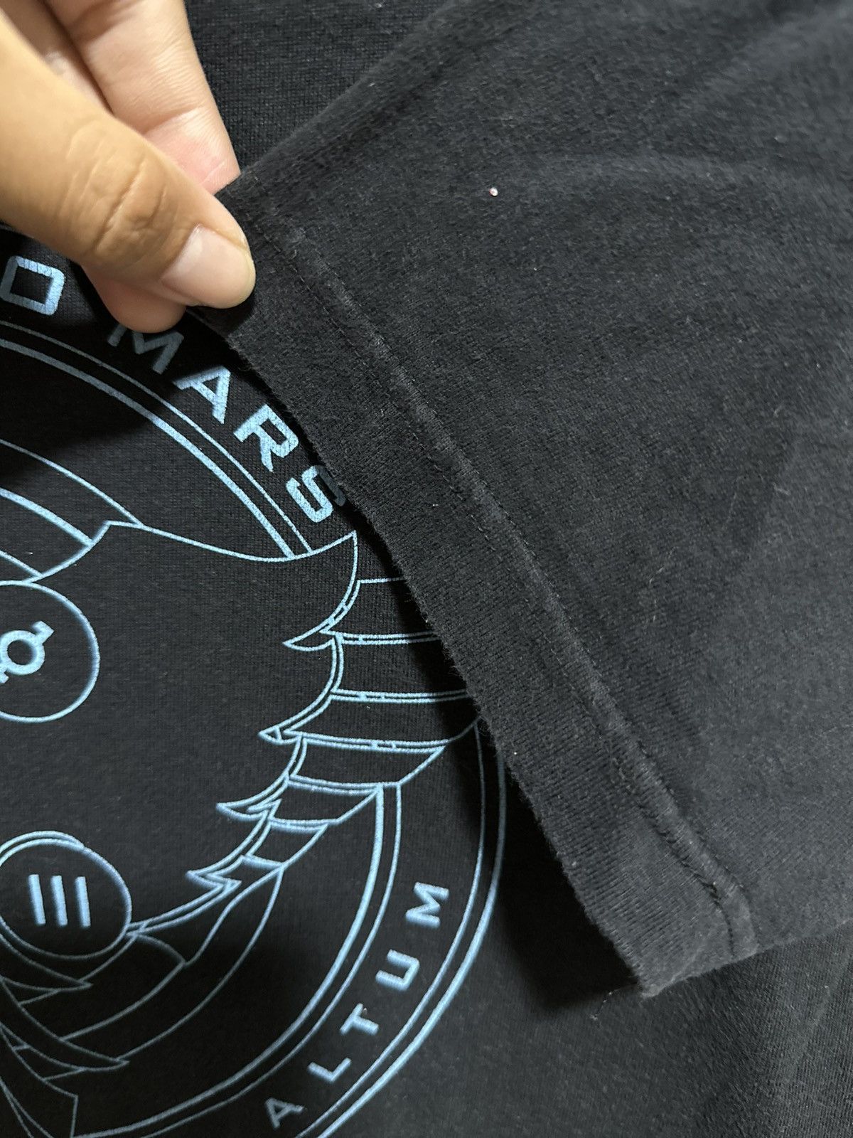 Band Tees × Vintage 30 Seconds To Mars Mithra Tee Size US M / EU 48-50 / 2 - 3 Thumbnail