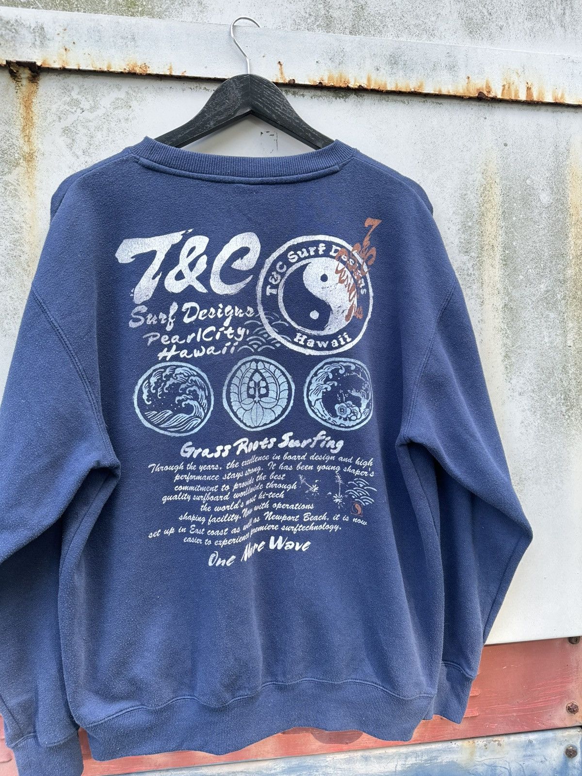 Vintage 👹Vintage T&C Surf Design Hawaii Crewneck Size US L / EU 52-54 / 3 - 8 Thumbnail
