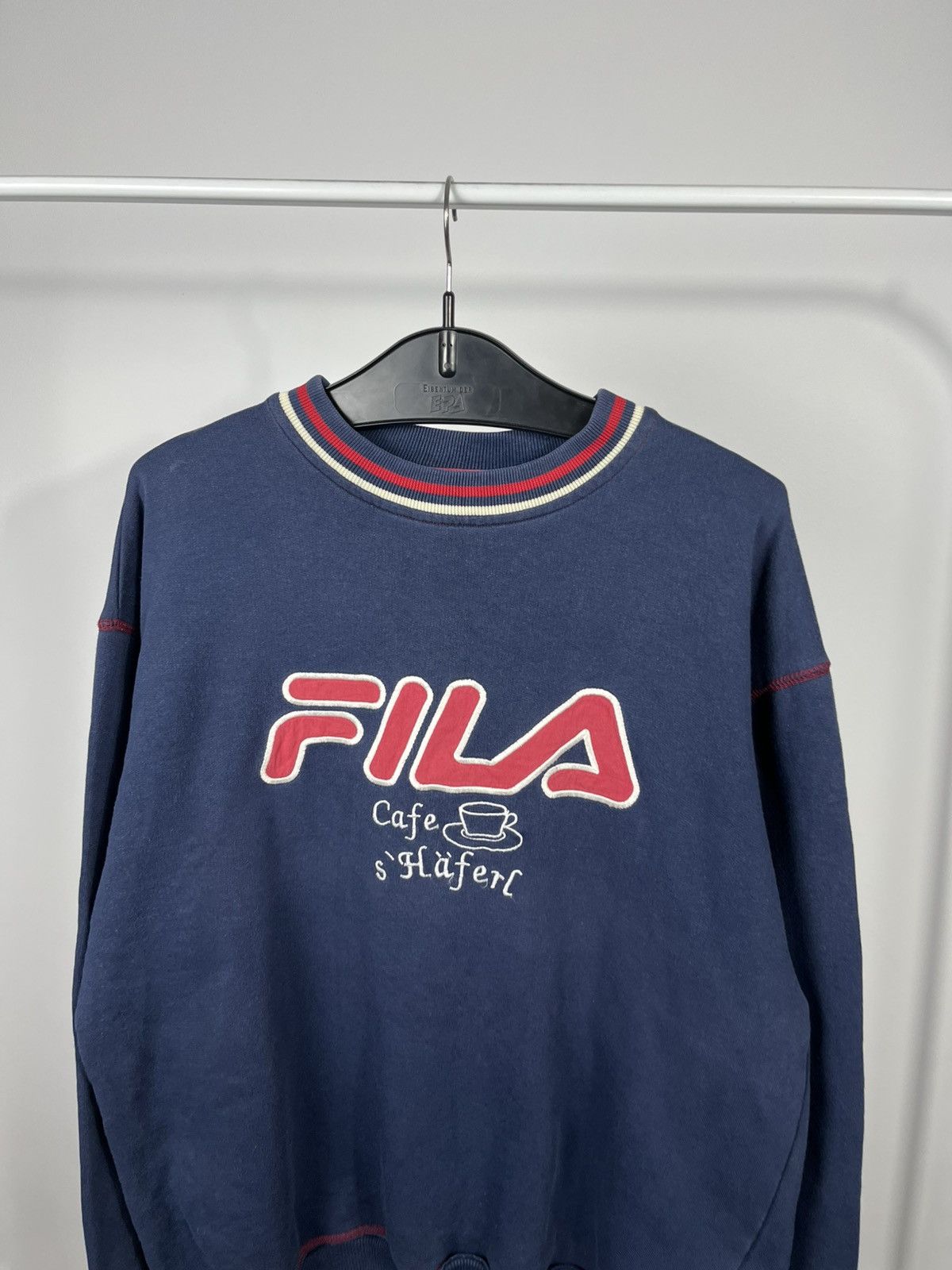 Fila Fila Vintage Sweatshirt Big Logo Navy Crewneck Size L Jumper Size US L / EU 52-54 / 3 - 3 Thumbnail