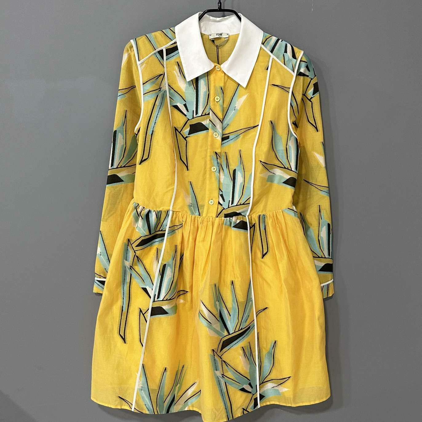 Fendi Fendi Floral Dress M Women Size M / US 6-8 / IT 42-44 - 1 Thumbnail