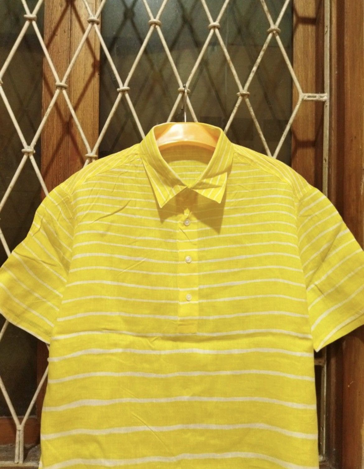 Hermes Vintage Hermes Paris Half Button Ups Linen Shirt Yellow Size US L / EU 52-54 / 3 - 3 Thumbnail