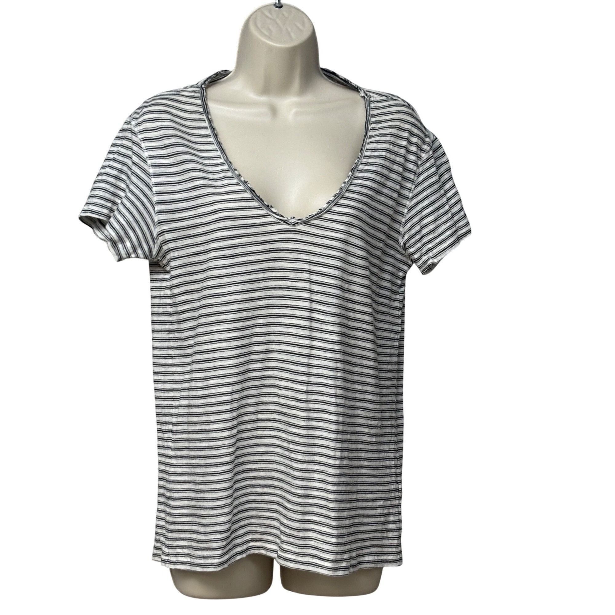 Other AllSaints Women's Striped Short Sleeve V-Neck T-Shirt, Blac Size S / US 4 / IT 40 - 2 Thumbnail