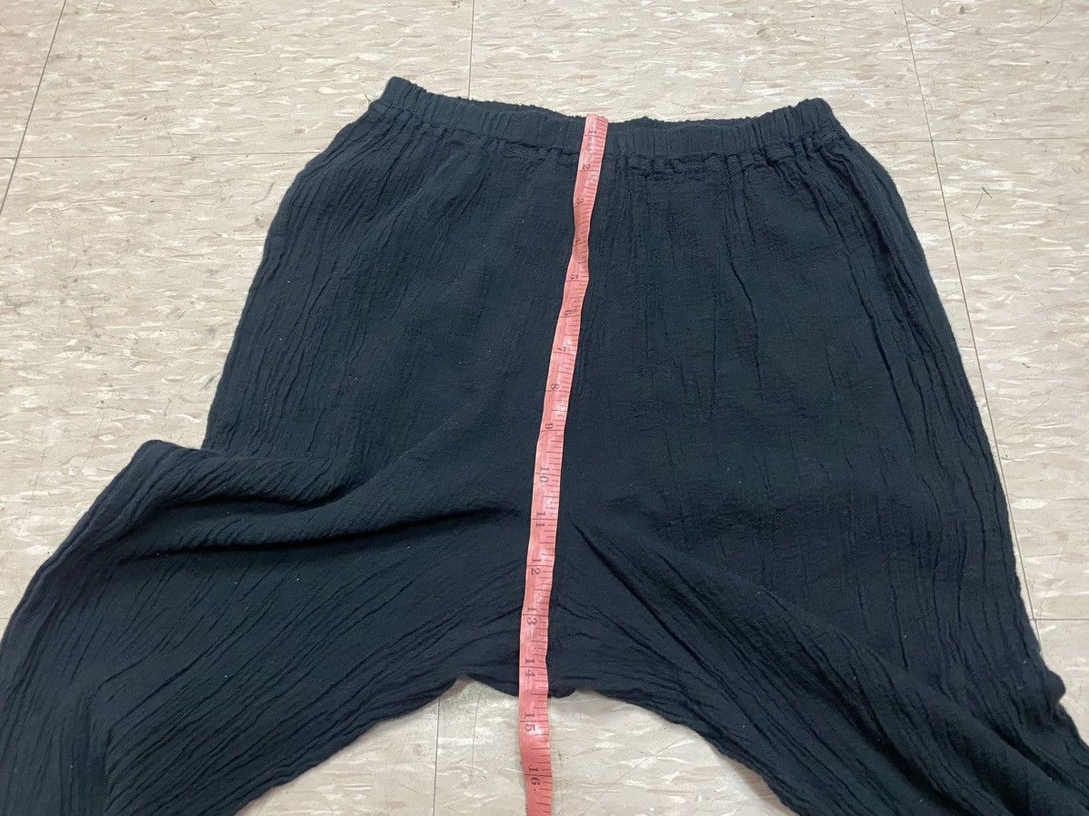 Homme Plisse Issey Miyake × Japanese Brand × Pleats Please Issey Miyake Plantation legging pants by issey miyake Size 27" / US 4 / IT 40 - 5 Thumbnail