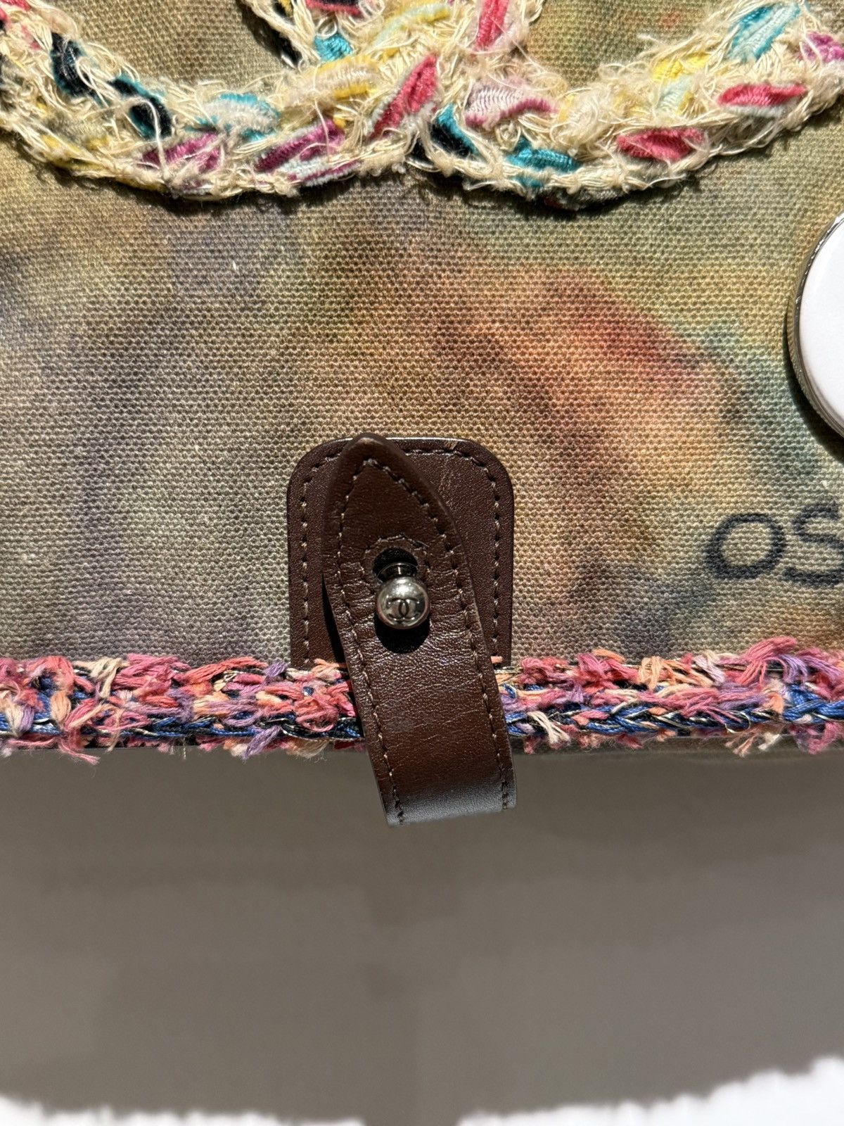 Chanel 2015 Chanel Washed Toile Graffiti Messenger Bag Size ONE SIZE - 7 Thumbnail