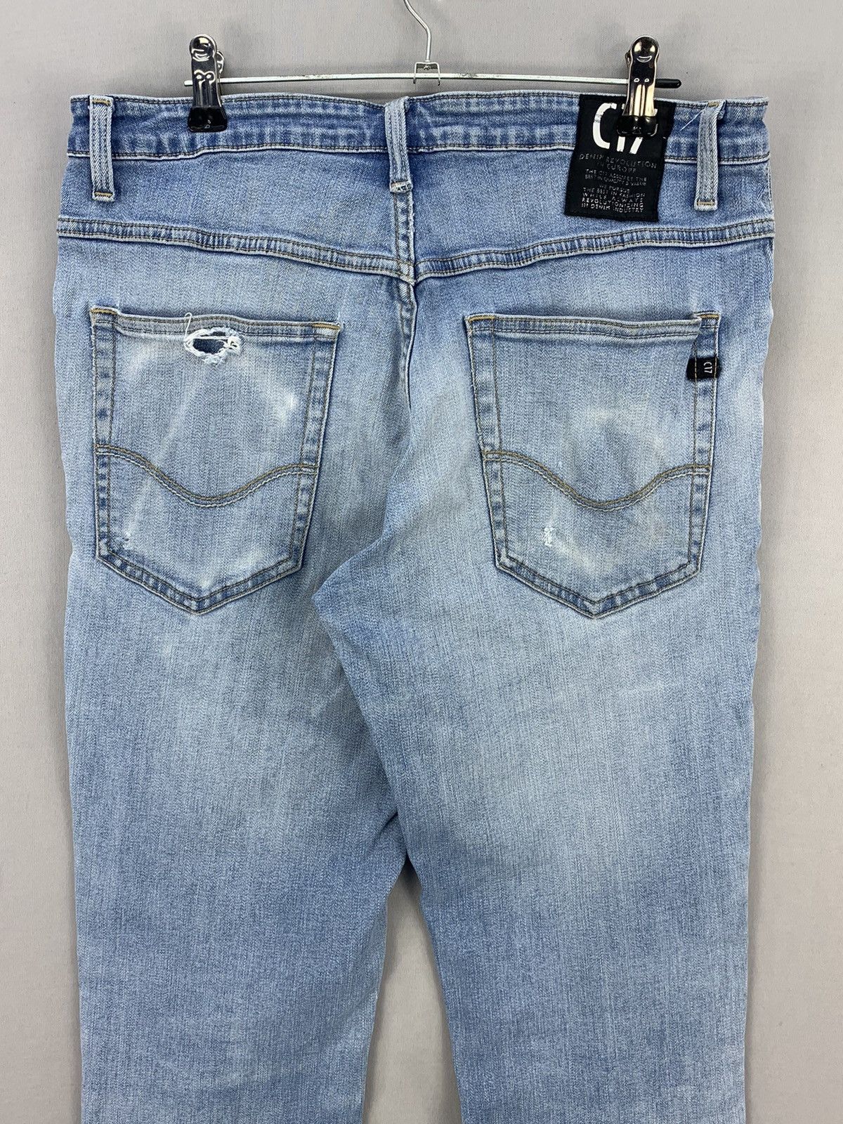 Japanese Brand C17 Distressed Light Wash Denim Jeans Pants Size US 31 - 9 Thumbnail