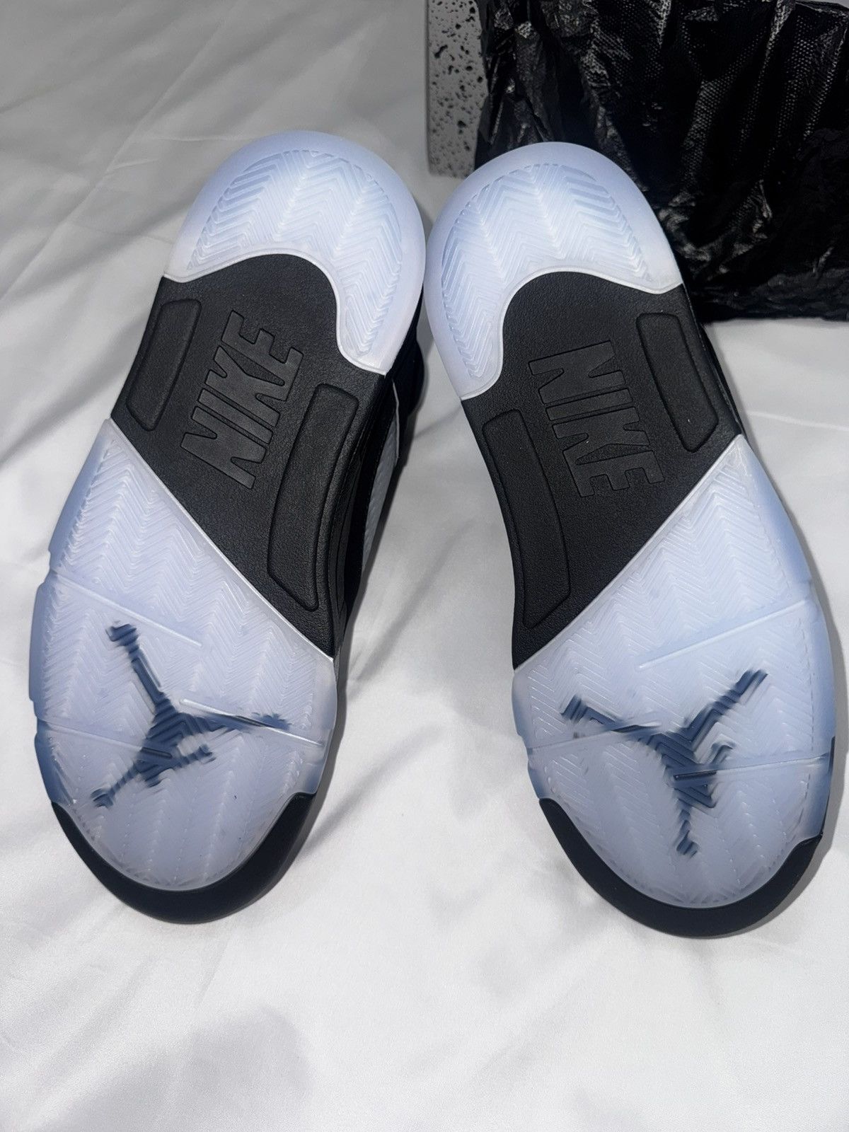Jordan Brand 2025 Air Jordan 5 Retro OG 'Black Metallic Reimagined' Size US 8.5 / EU 41-42 - 2 Thumbnail