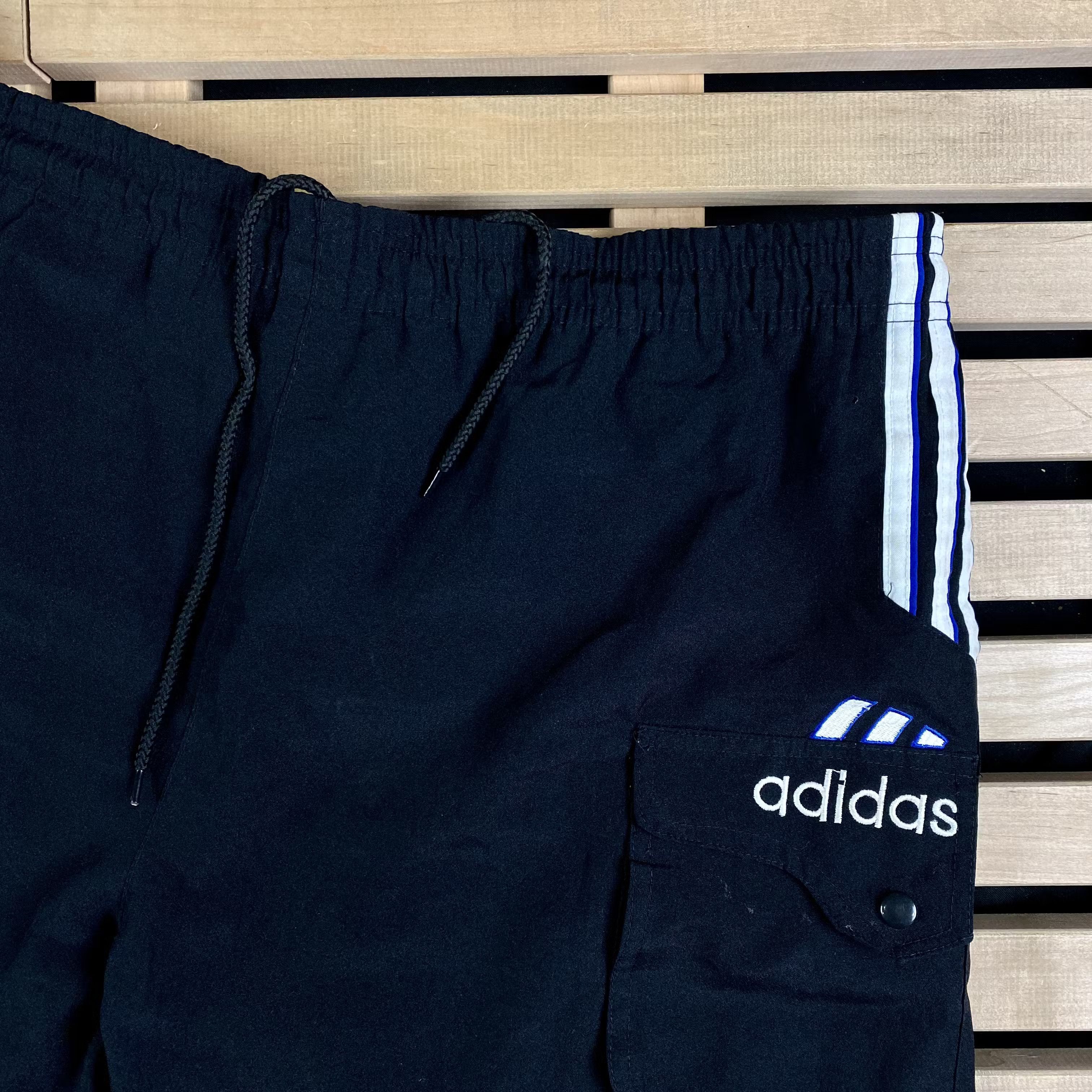 Adidas × Vintage Men’s Shorts Adidas Vintage Size L Size US 32 / EU 48 - 2 Thumbnail