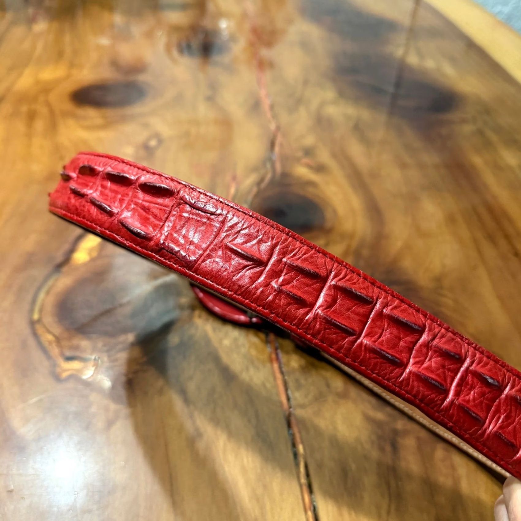 Vintage VINTAGE JJ30 Belt Women's 36 Red Real Leather Crocodile Western Buckle Mexican Womens Size ONE SIZE - 3 Thumbnail