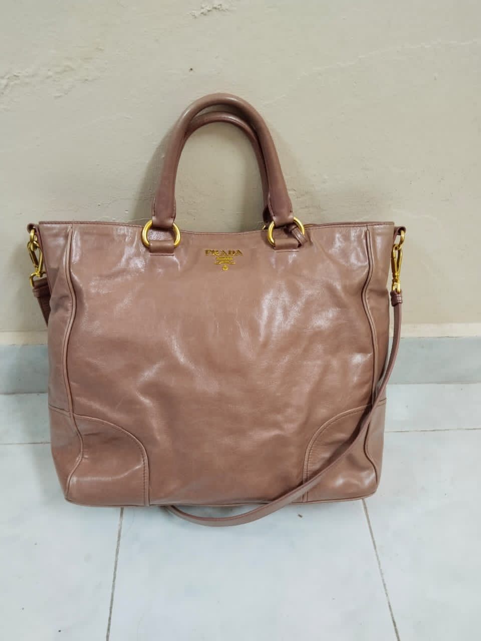 Prada Authentic Prada Vitello Shine Shoulder Bag Size ONE SIZE - 7 Thumbnail