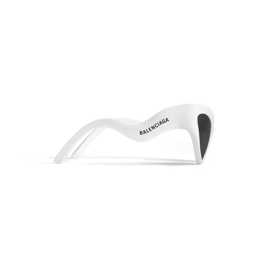 Balenciaga o1bcso1str0625 Size: OS / Hamptons Cat Sunglasses in White Size ONE SIZE - 3 Thumbnail