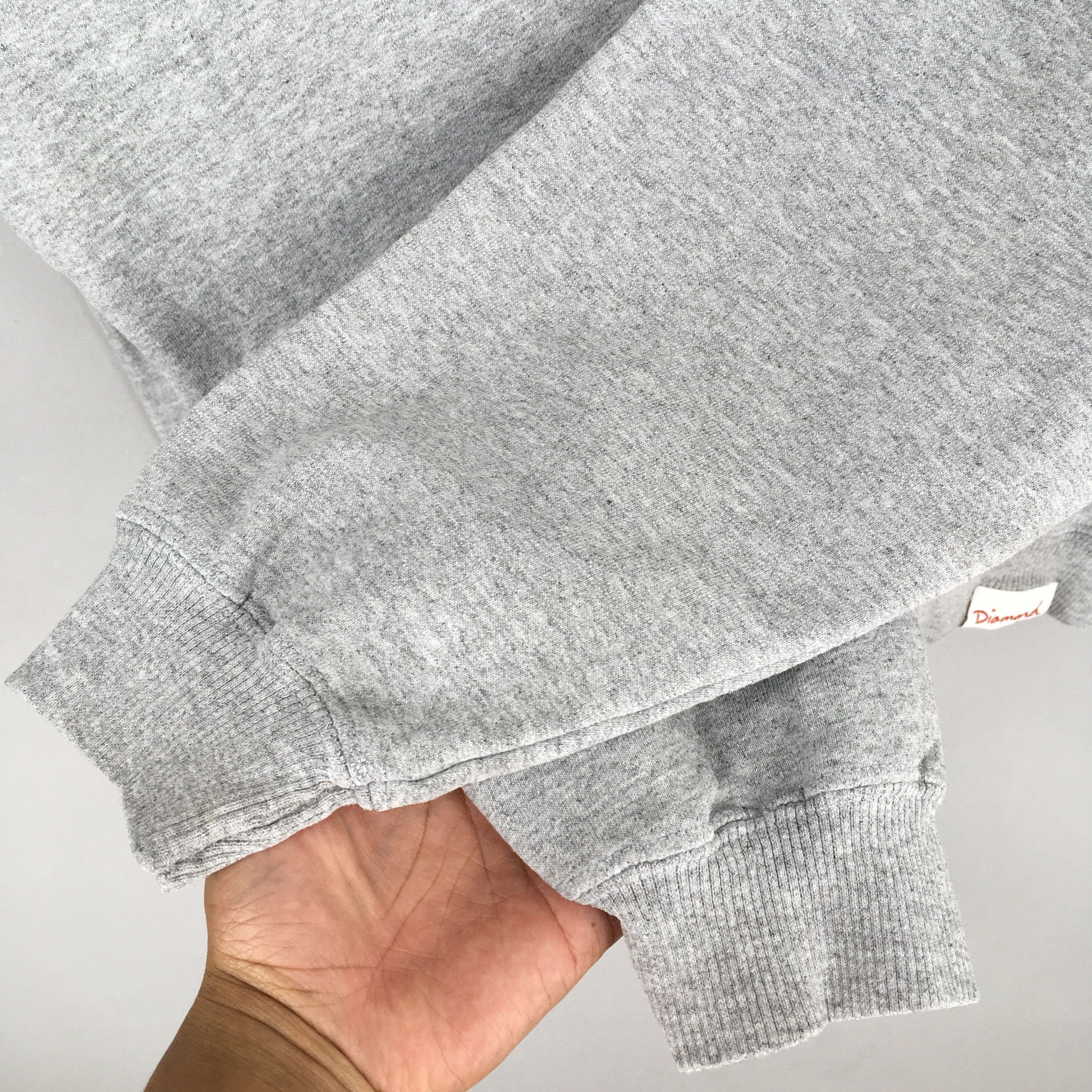 Diamond Supply Co. × Vintage Vintage Y2K Diamond Supply Co Gray Sweater Large Size US L / EU 52-54 / 3 - 5 Thumbnail