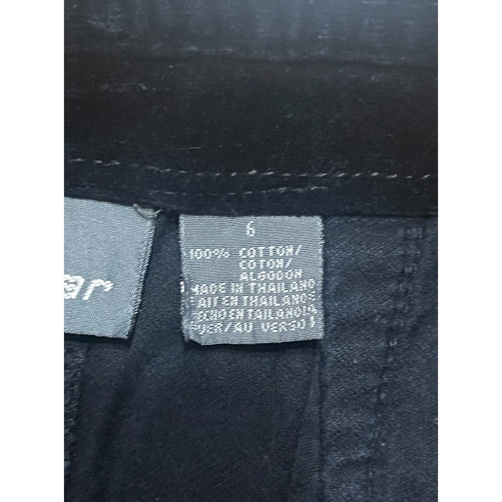 Velvet Lizwear Skirt Women’s 6 Black Mini Buttons Up Velvet Skirt Short Velvet, Black, Mini, Buttons Up, Velvet Size 28" / US 6 / IT 42 - 7 Thumbnail
