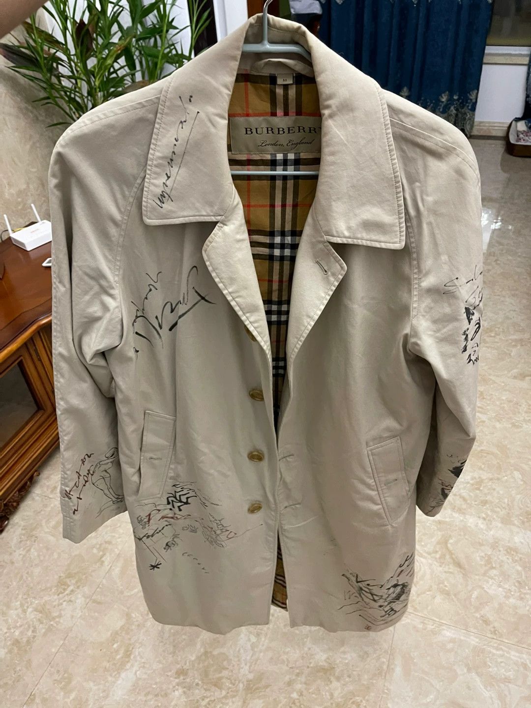 Burberry Burberry London Runway Graffiti Trench Coat Men's 95New Size US M / EU 48-50 / 2 - 1 Thumbnail