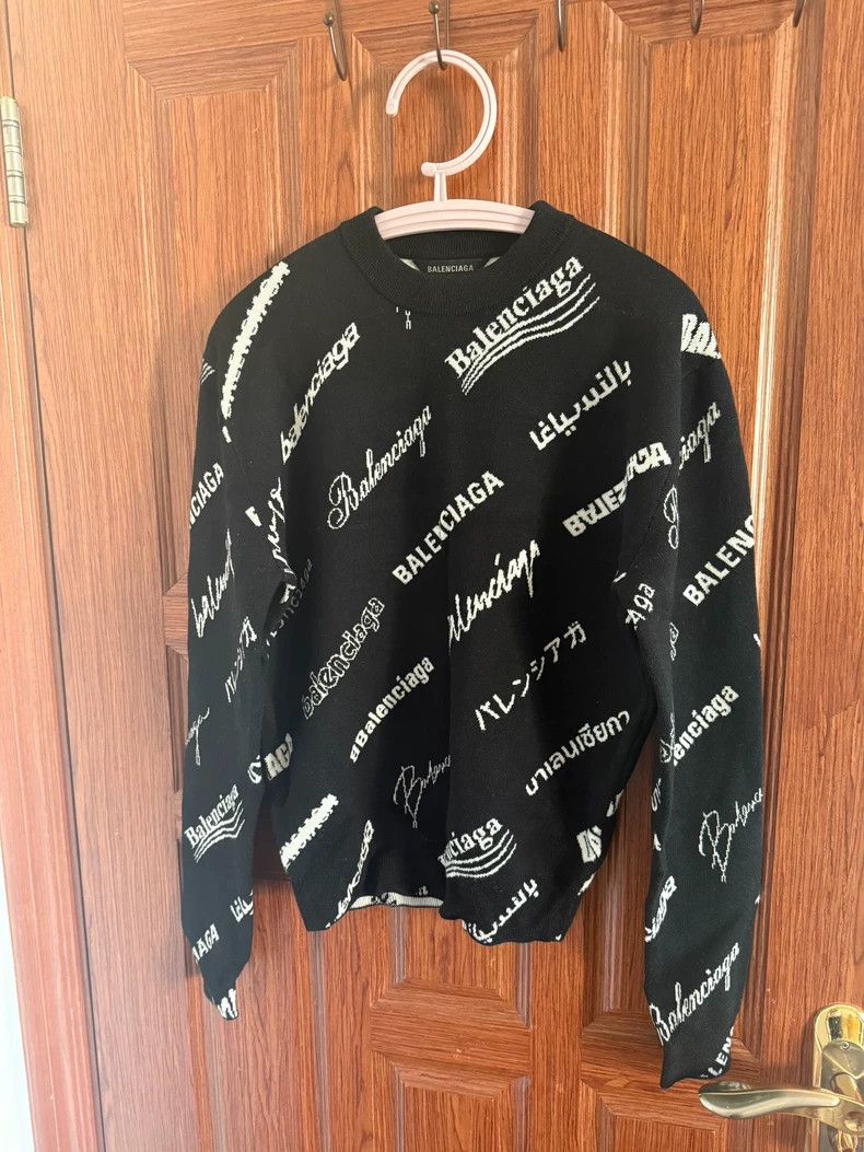 Balenciaga Balenciaga Black Logo Women's Sweater Size US XS / EU 42 / 0 - 1 Thumbnail