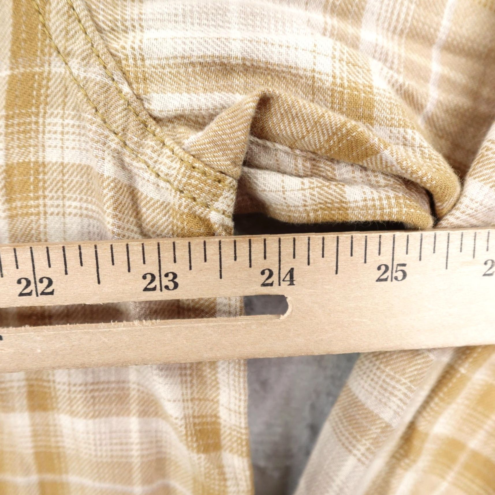Ariat Ariat Shirt Mens XL Tan Plaid Retro Fit Western Pearl Snap Cowboy Flannel Rodeo Size US XL / EU 56 / 4 - 7 Thumbnail