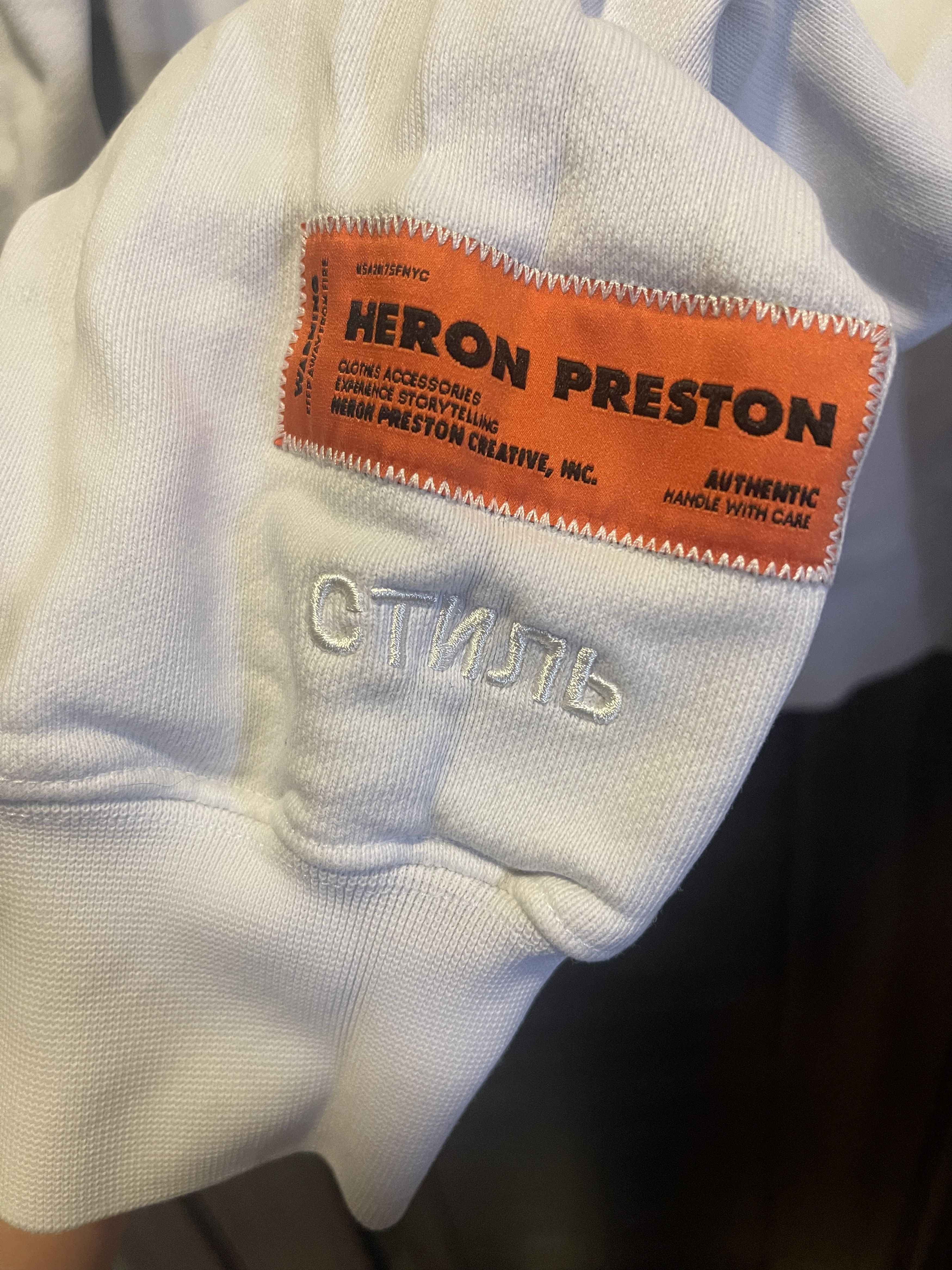 Heron Preston Heron Preston Crewneck Size L Periodic Logo Size US L / EU 52-54 / 3 - 6 Thumbnail
