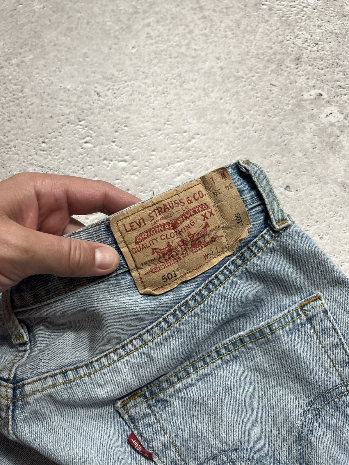 Levi's Levi’s 501 Jeans 34x34 Made in Poland Light Wash Vintage Size US 34 / EU 50 - 7 Thumbnail